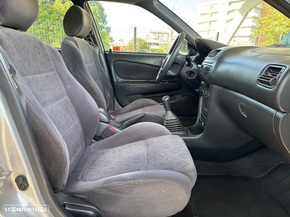 Toyota Corolla L/B 1.4 Sol AC+ABL - 8