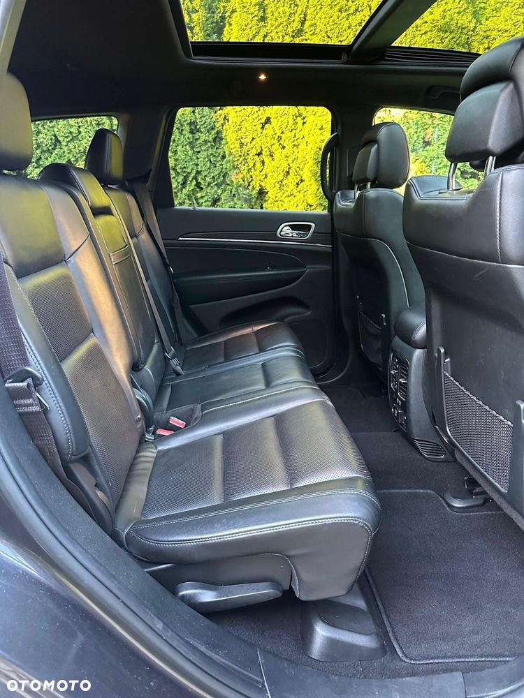 Jeep Grand Cherokee - 20