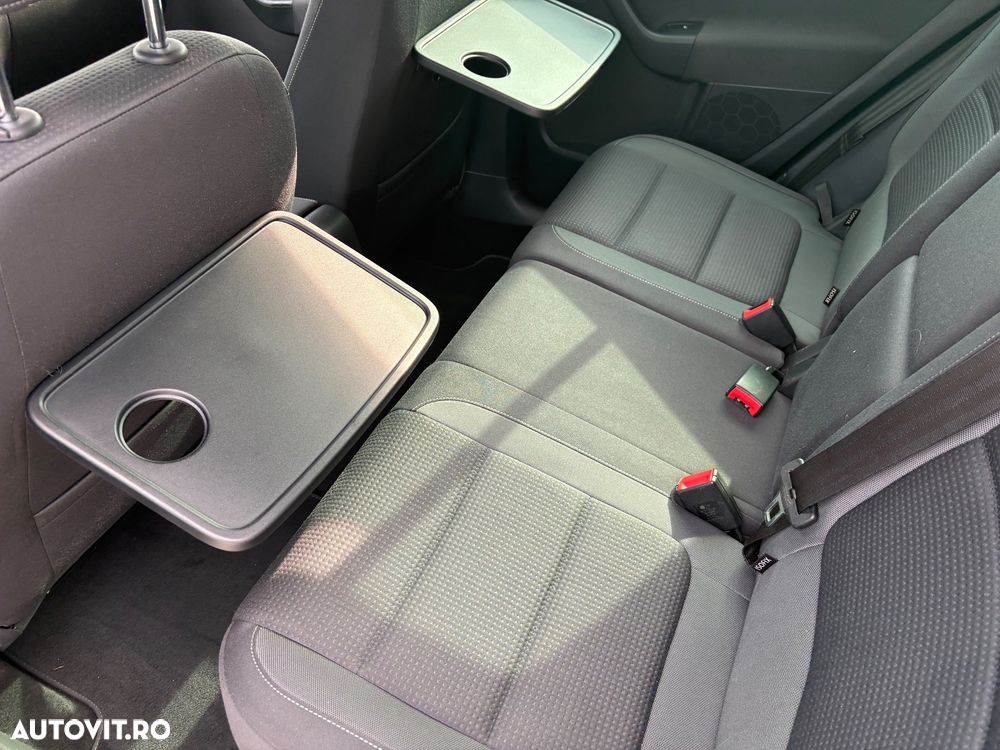 Volkswagen Golf Plus 1.6 TDI DPF DSG Team - 9
