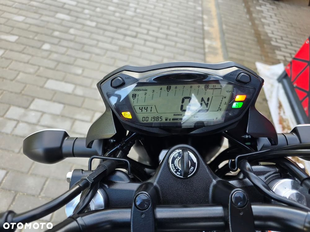 Suzuki SV - 16