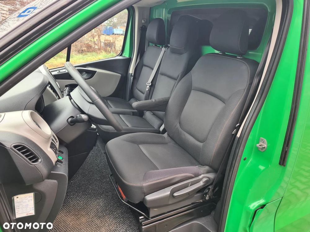 Renault TRAFIC - 21