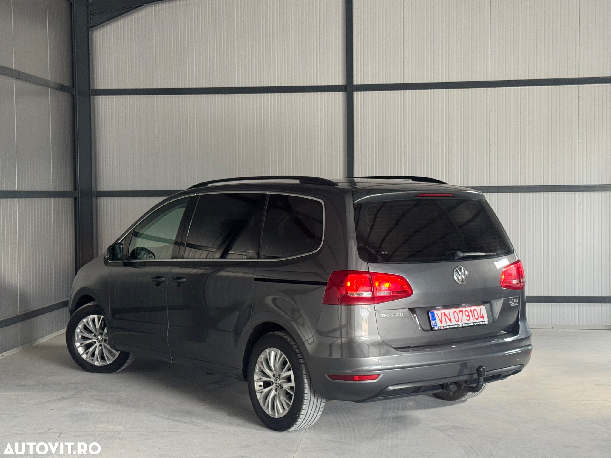 Volkswagen Sharan 2.0 TDI DSG BlueMotion Technology Comfortline - 5