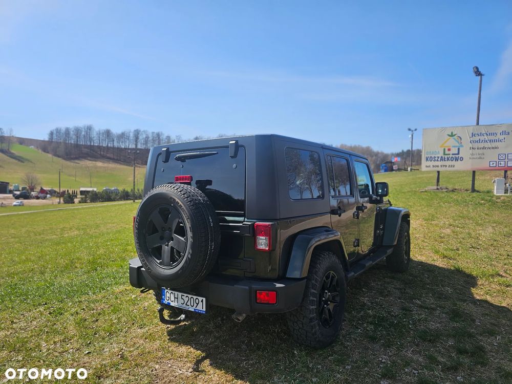 Jeep Wrangler Unlimited 2.8 CRD Sahara - 33