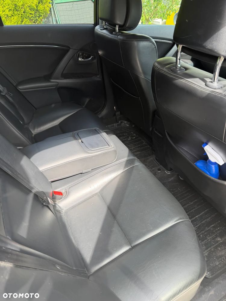 Toyota Avensis 2.0 D-4D Sol plus+NAVI - 9
