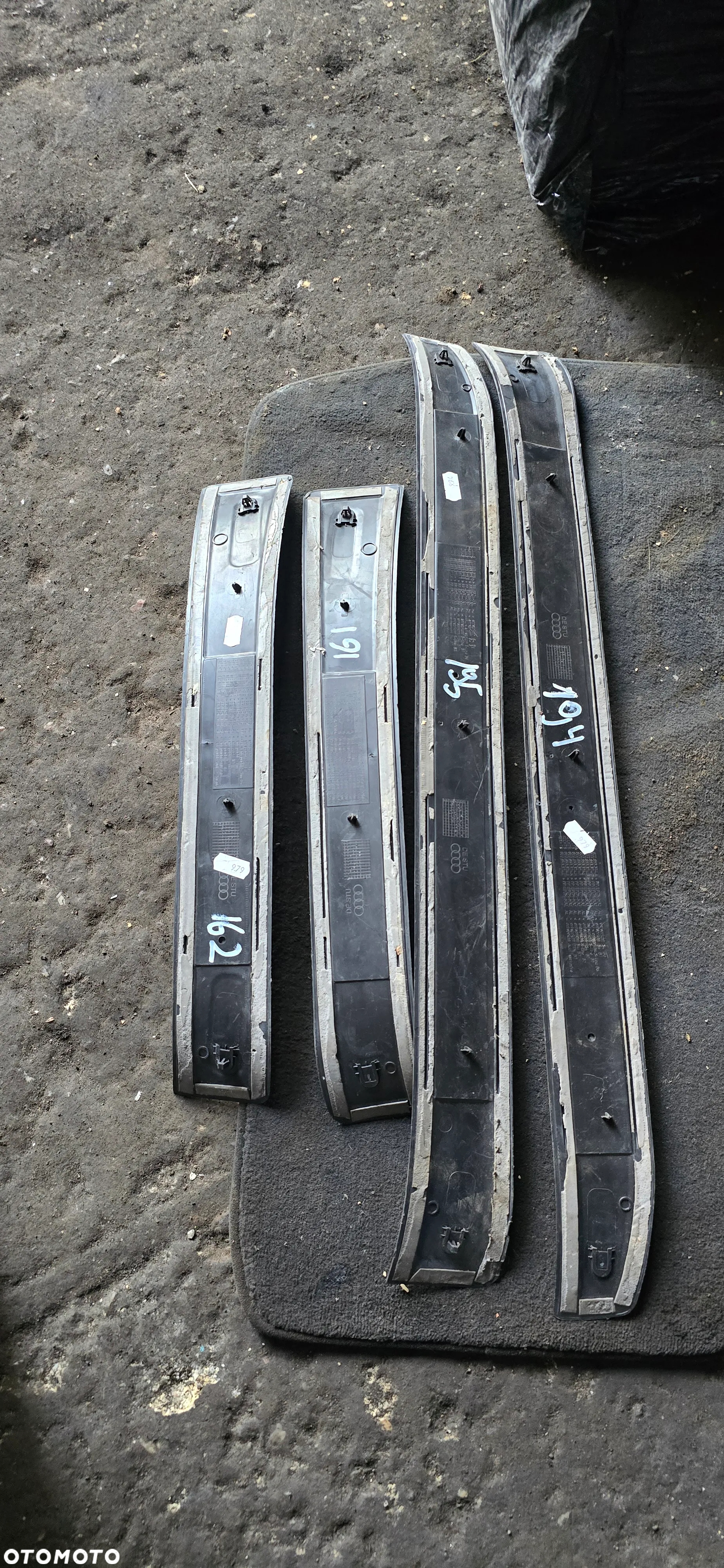 Listwy wewnętrzne progowe Audi A4 B6 B7 S Line komplet - 6