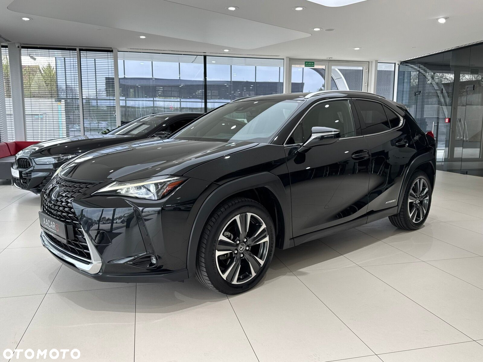 Lexus UX - 2