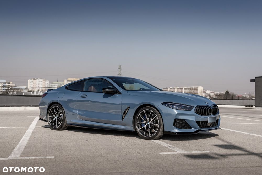 BMW Seria 8 - 12