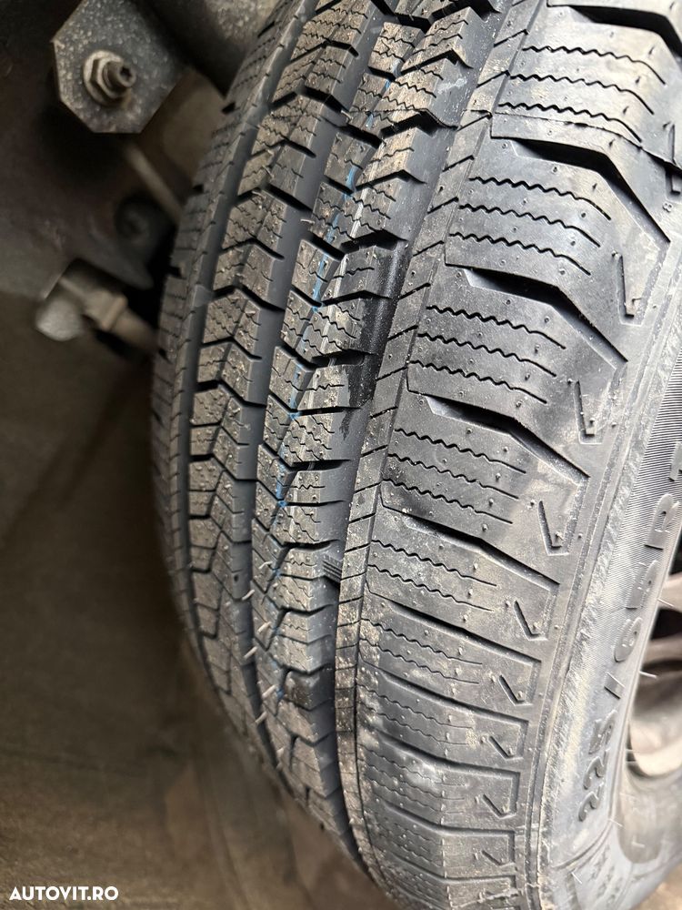 Mercedes-Benz Sprinter - 7