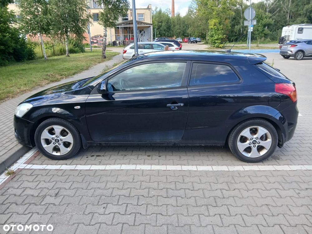 Kia Ceed 1.6 Crdi Comfort - 1