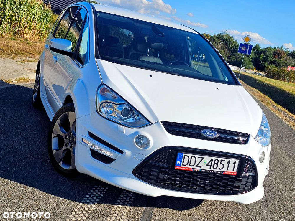 Ford C-MAX - 1