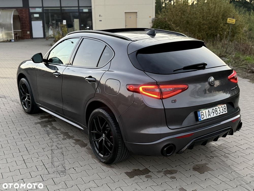 Alfa Romeo Stelvio 2.0 Turbo Veloce TI Q4 - 34
