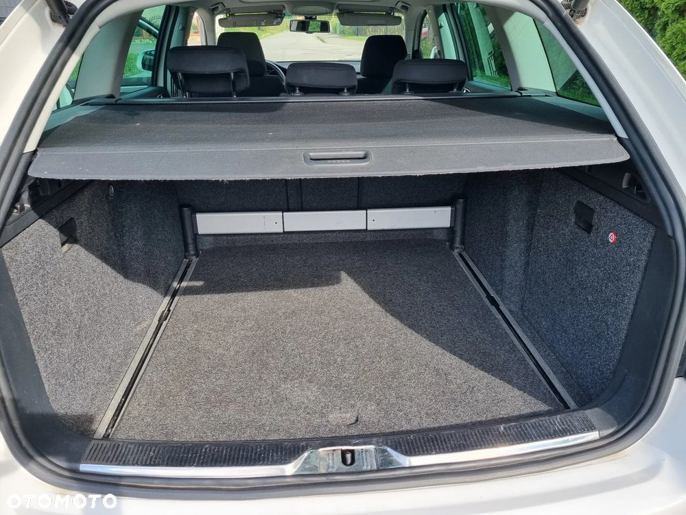 Skoda Superb 2.0 TDI Elegance - 23