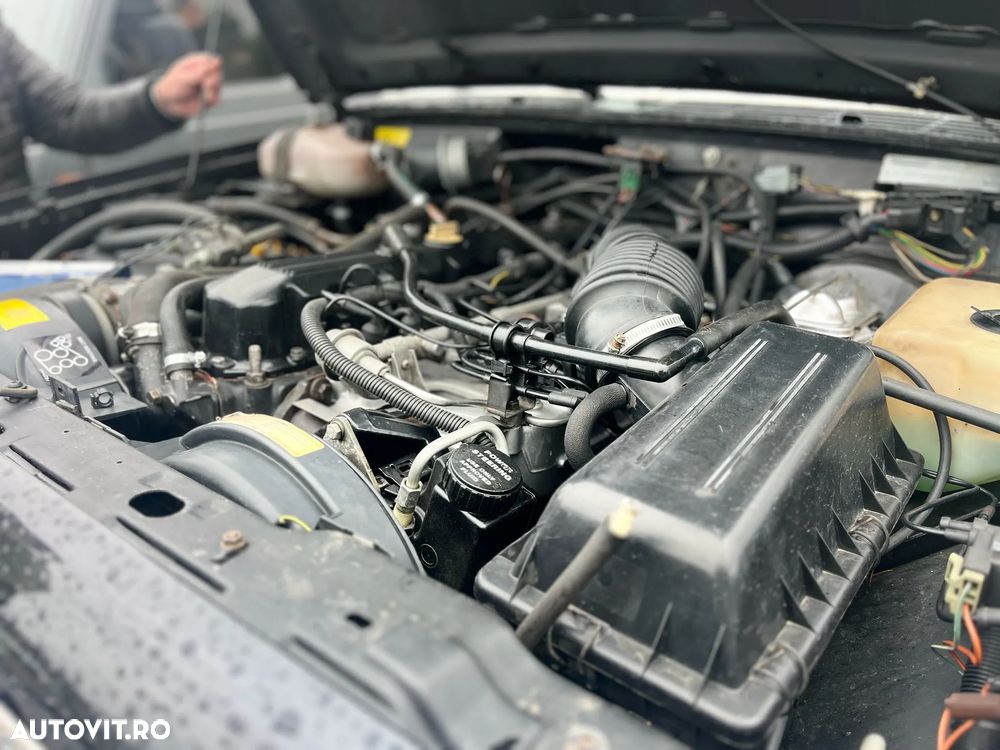 Jeep Comanche - 14