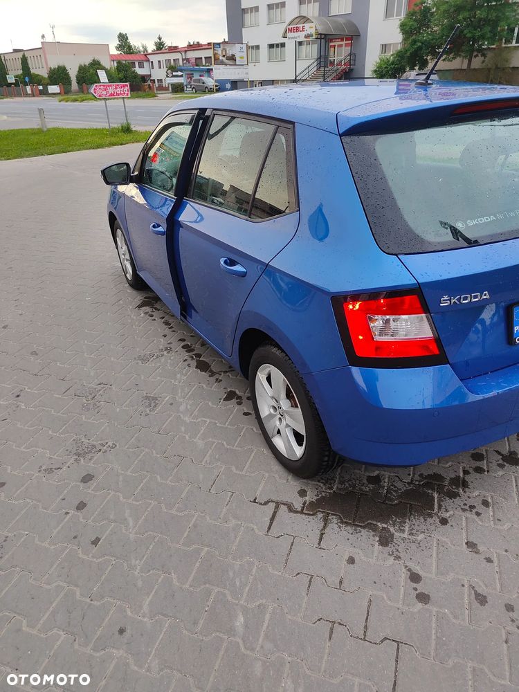 Skoda Fabia 1.2 TSI Active - 5