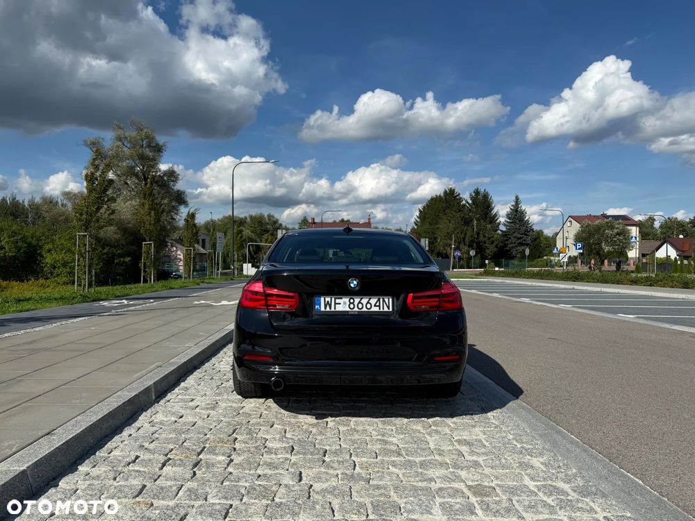 BMW Seria 3 318i Sport Line - 4