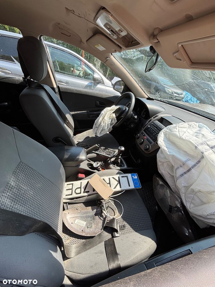 Kia Ceed 1.6 Crdi Comfort + - 7