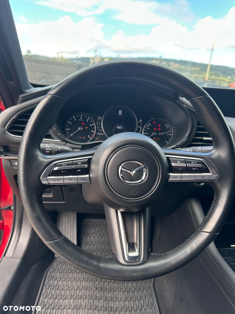 Mazda 3 2.0 mHEV Hikari - 37
