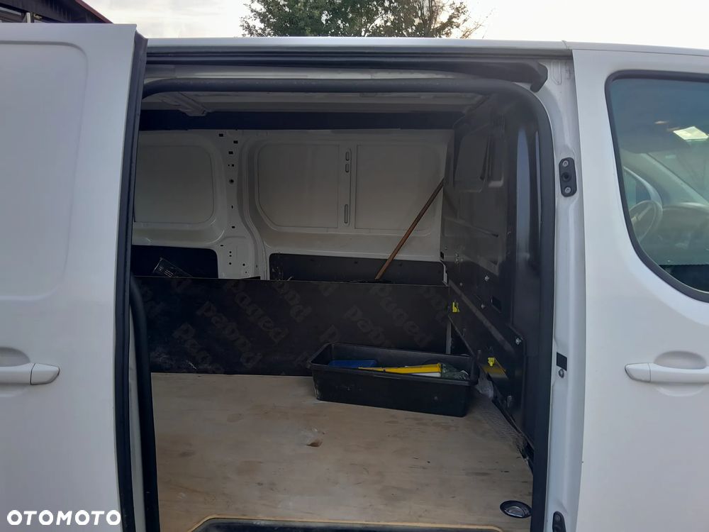 Opel Vivaro furgon - 36