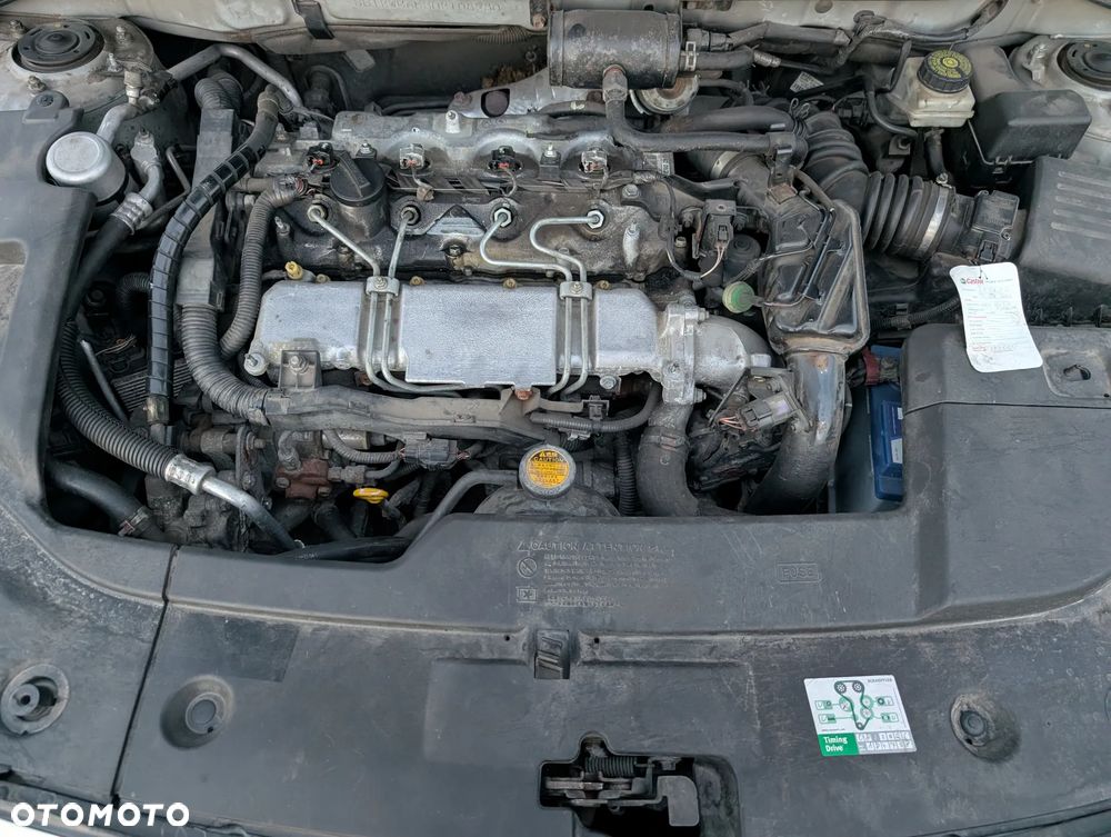 Toyota Avensis 2.0 D-4D Prestige - 21