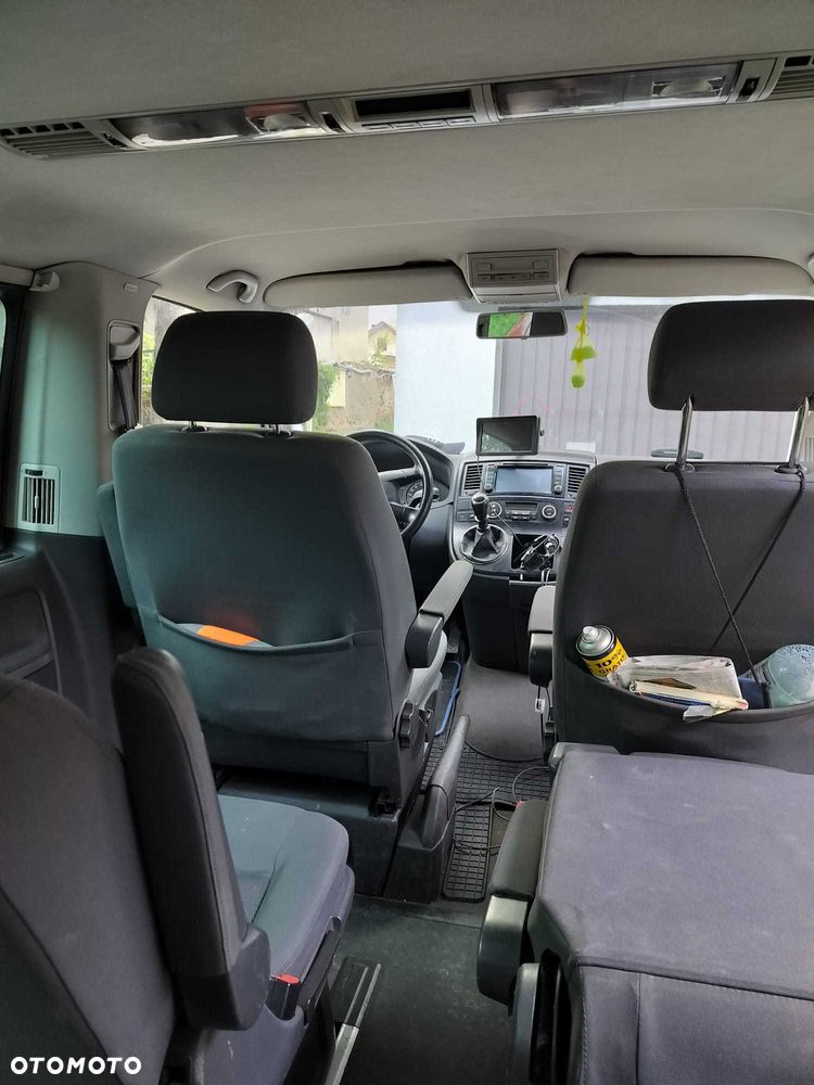 Volkswagen Multivan - 8