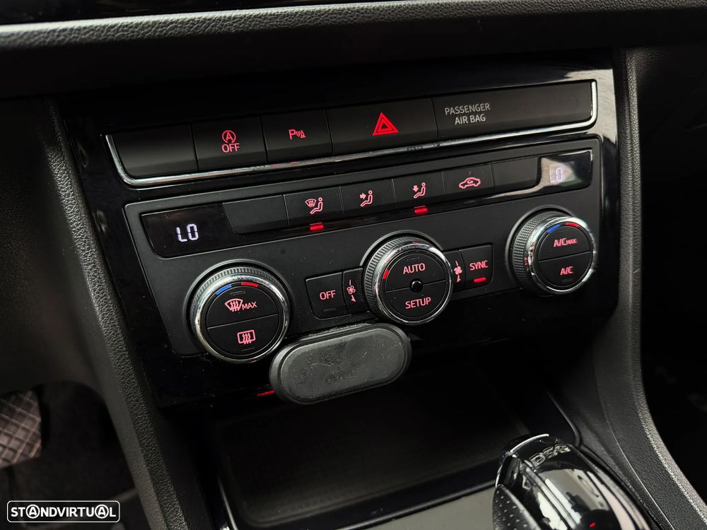 SEAT Leon ST 1.6 TDI FR DSG S/S - 23