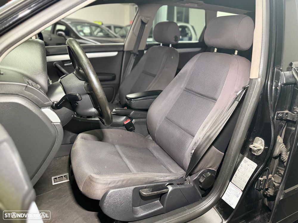 Audi A4 Avant 1.9 TDI m5 Sport - 11