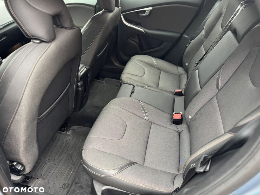 Volvo V40 Cross Country D3 - 13