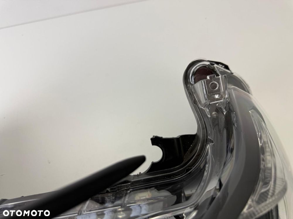 Przednia lampa reflektor Yamaha X-Max 125 2023+ - 4