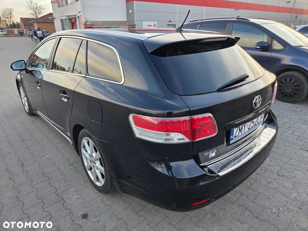 Toyota Avensis 2.2 D-4D Platinium - 33