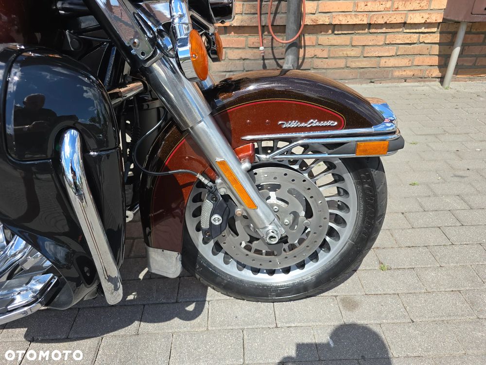 Harley-Davidson FLHS Electra Glide - 20