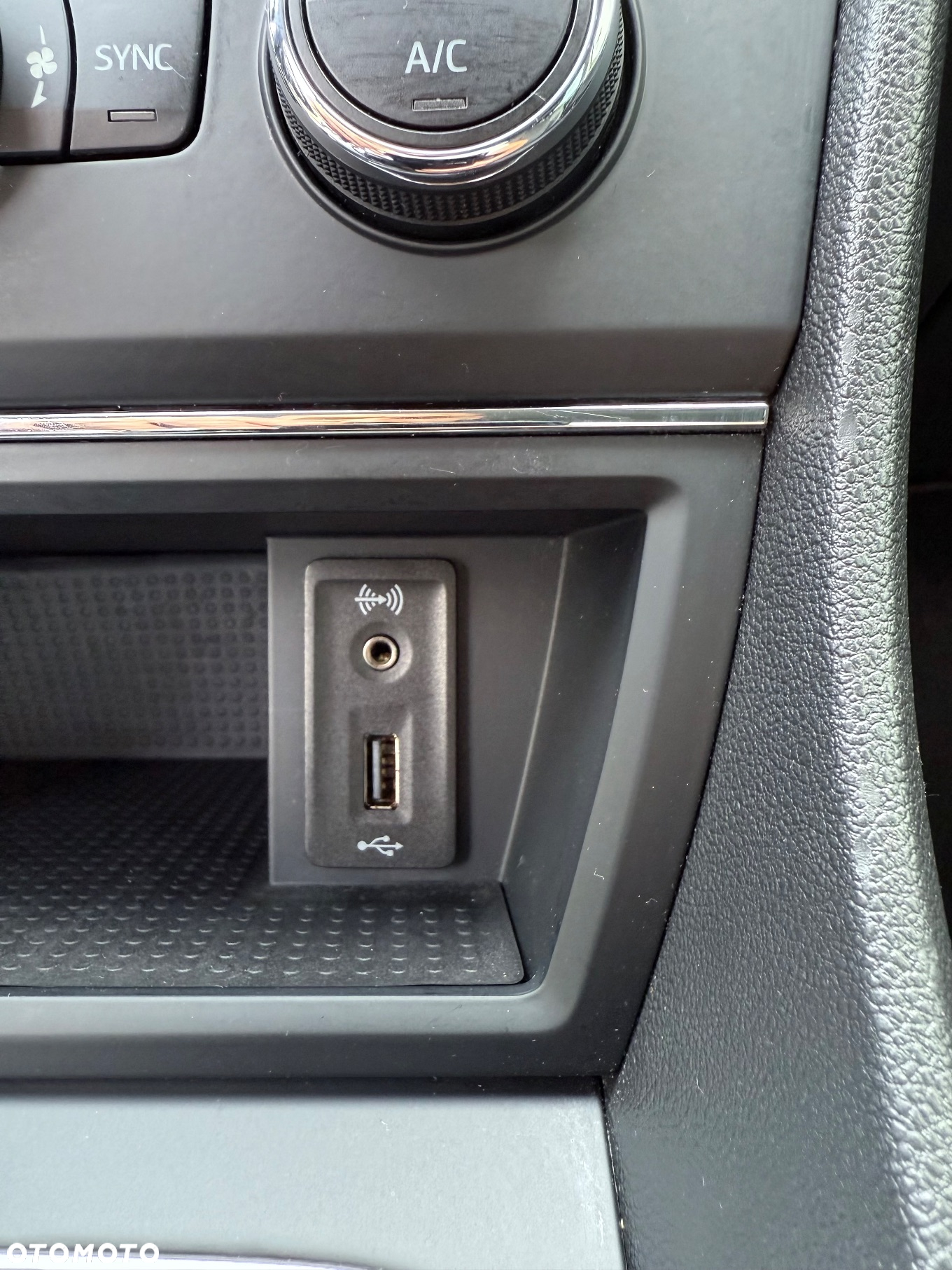 Seat Leon 1.4 TSI ACT Start&Stop DSG FR - 24