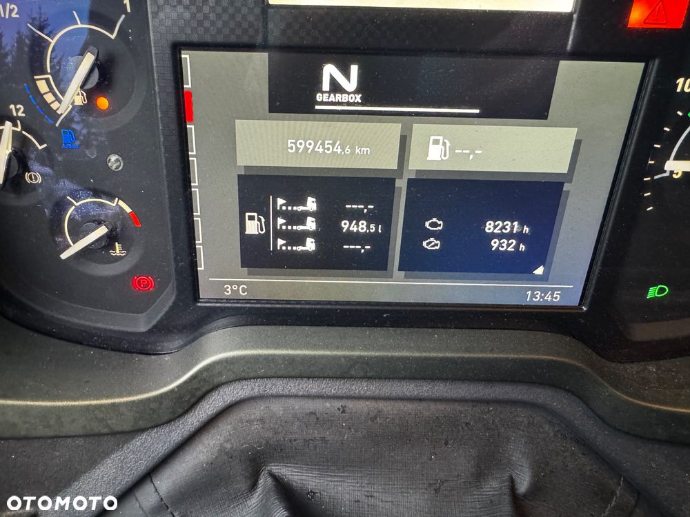 Renault T520 high cab - 16