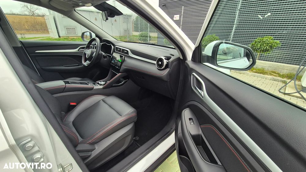 MG ZS EV Maximal Luxury - 11