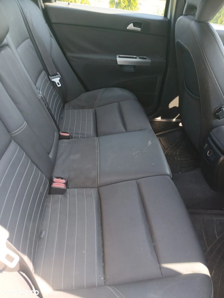 Volvo V50 2.0D - 11