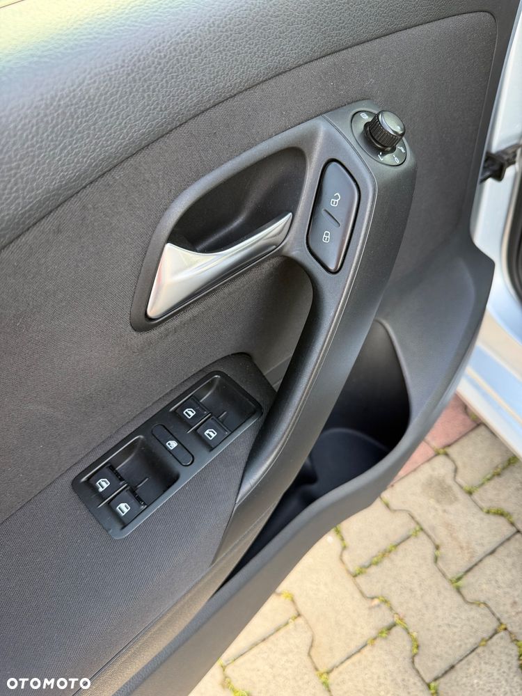 Volkswagen Polo - 13