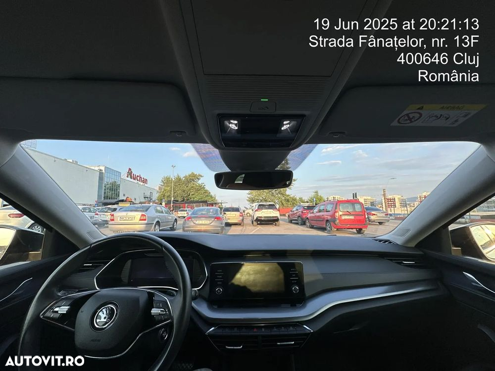 Skoda Octavia 2.0 TDI DSG Ambition - 8