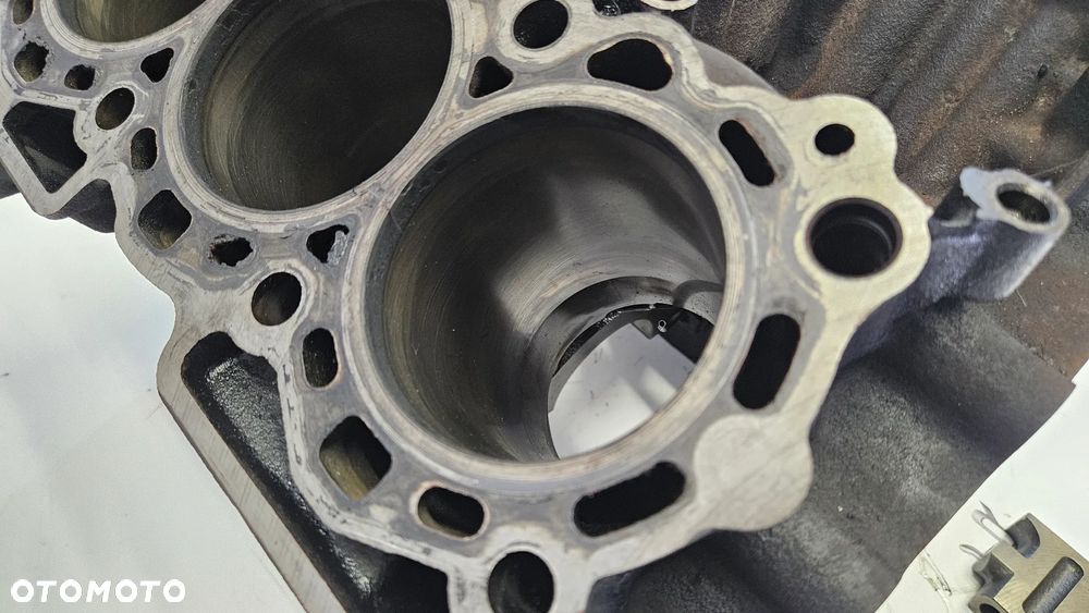 Jaguar XJ 351 3.0D 306DT V6 DIESEL Blok silnika 9X2Q6015CC - 11