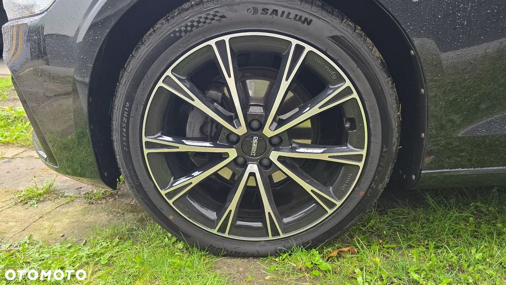 Volvo V60 D4 Momentum Pro - 16