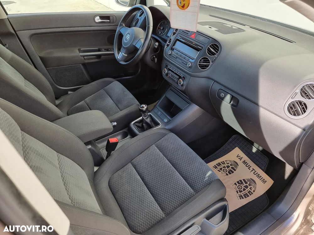 Volkswagen Golf Plus - 9