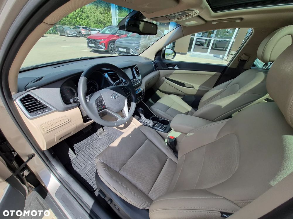 Hyundai Tucson 2.0 CRDI Premium 4WD - 12