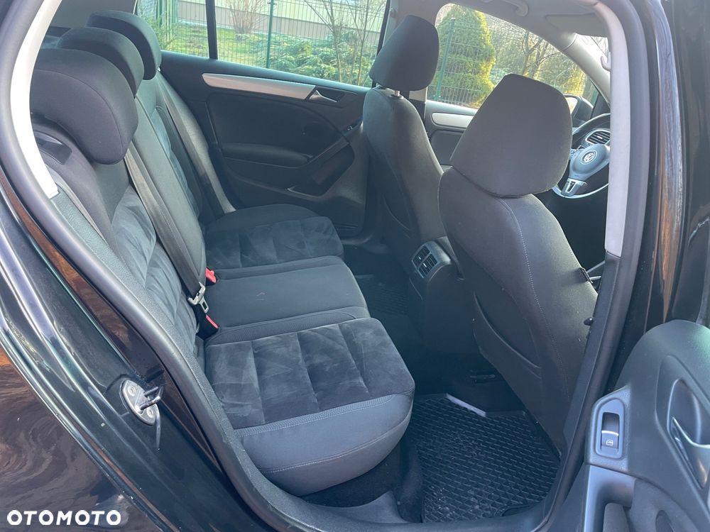 Volkswagen Golf - 29