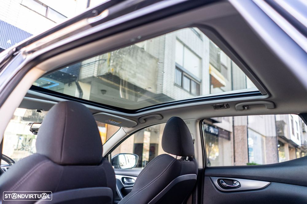 Nissan Qashqai 1.2 DIG-T N-Connecta 18 - 41