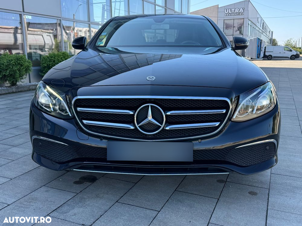 Mercedes-Benz E 220 d T 9G-TRONIC Avantgarde - 19