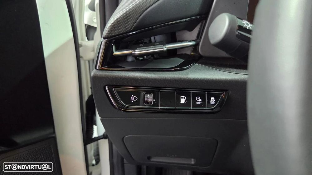 Kia Niro 1.6 GDI PHEV 2WD OPF Aut. Spirit - 41