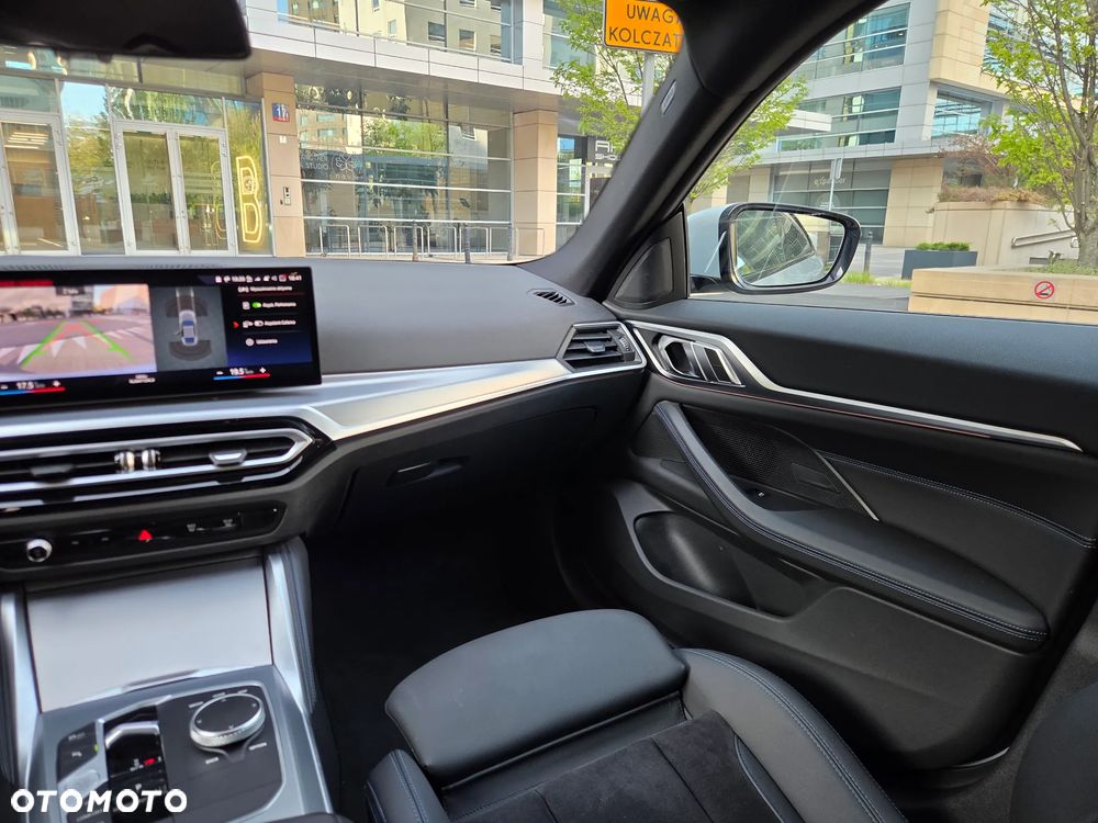 BMW Seria 3 320d xDrive MHEV Sport Line sport - 14