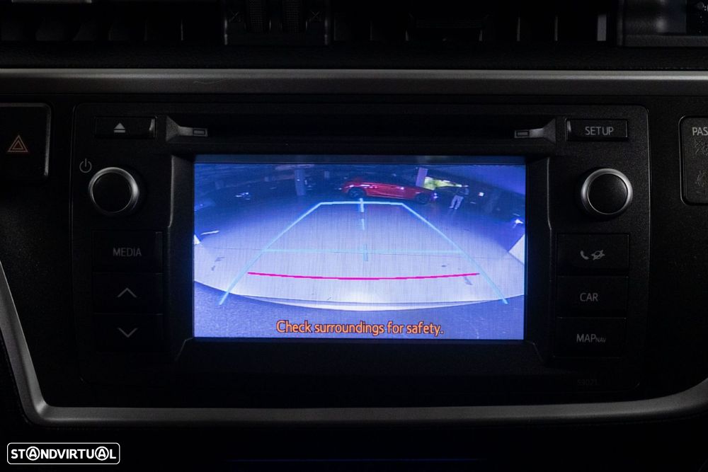 Toyota Auris - 24