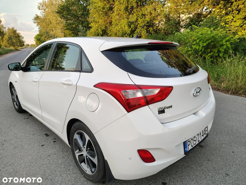 Hyundai i30 1.6 CRDi Comfort - 4
