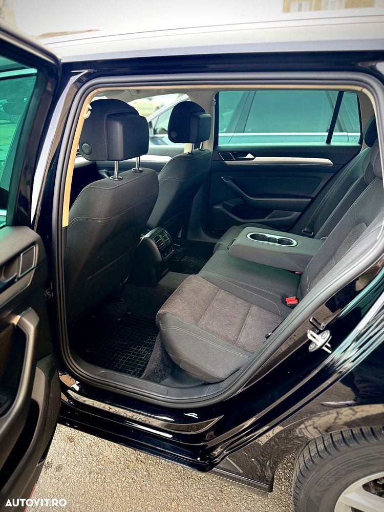 Volkswagen Passat - 7