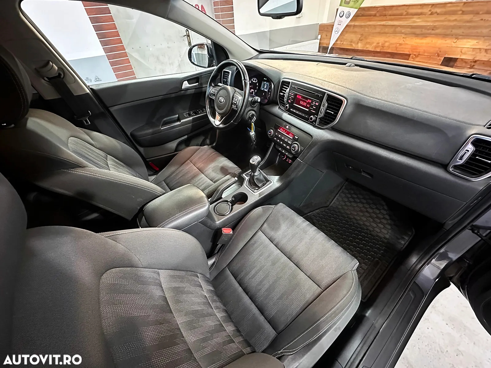 Kia Sportage 1.6 GDI 2WD DREAM-TEAM EDITION - 7