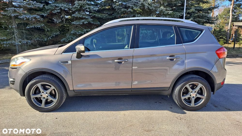 Ford Kuga 2.0 TDCi 4x4 Champions Edition - 3